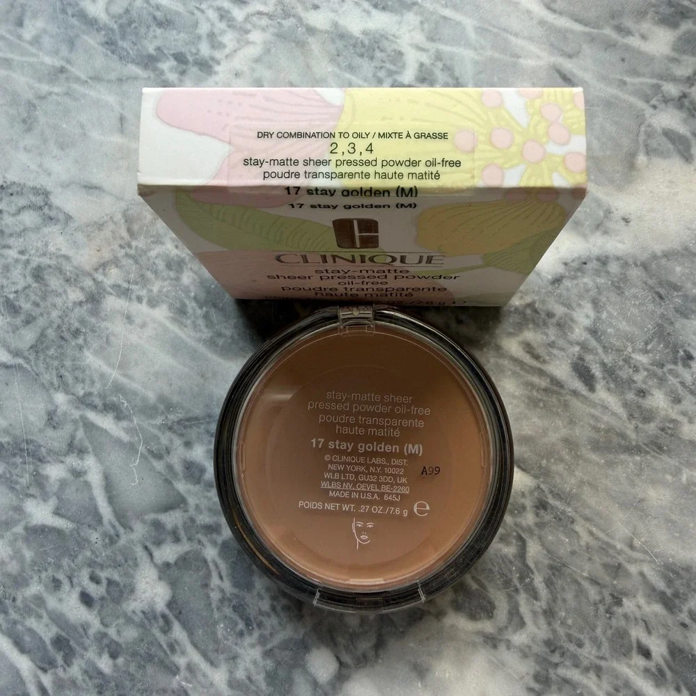 Clinique Stay-Matte Sheer Pressed Powder Foundation - 17 Stay Golden